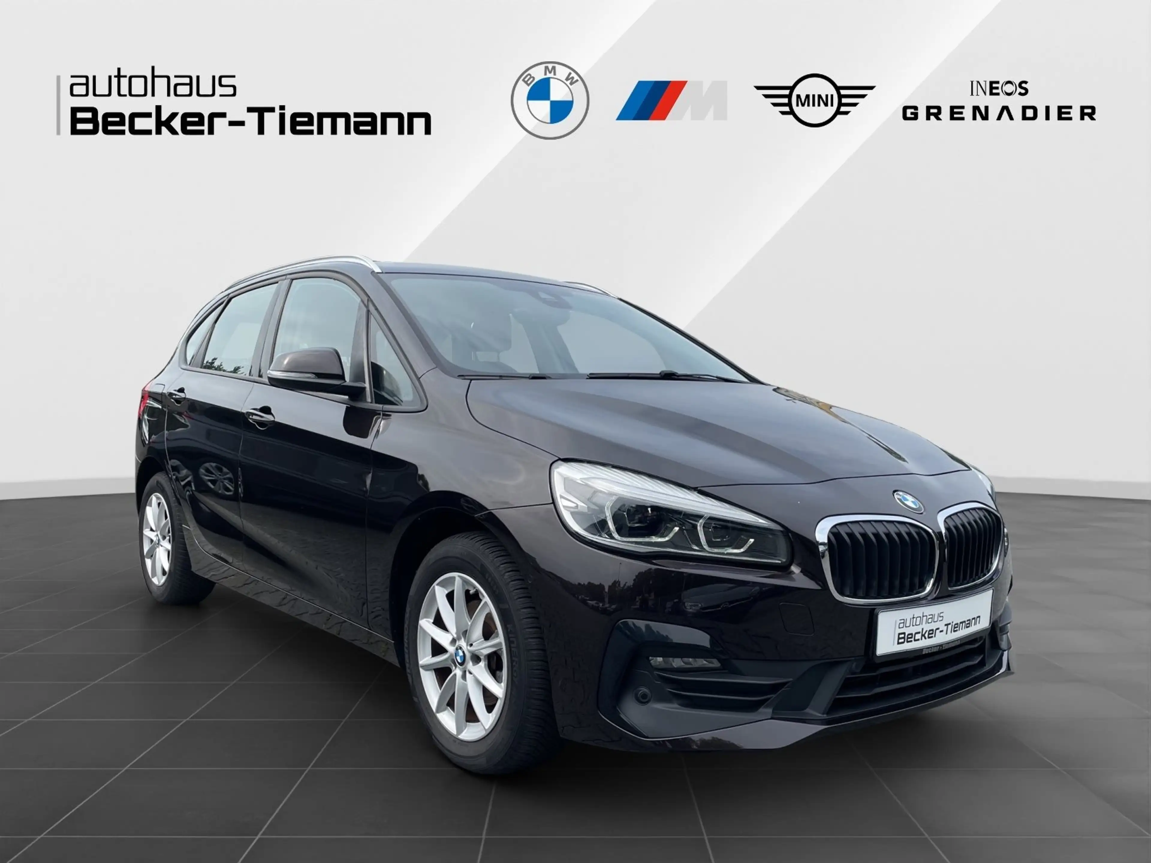 BMW 216 i Active Tourer/ Advantage/ LED Scheinwrf./ SHZ/ P — photo 6