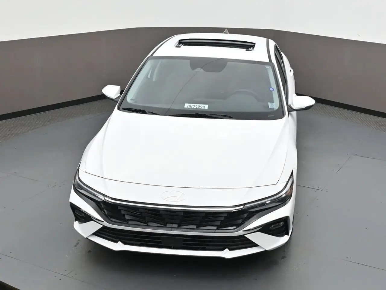 Hyundai ELANTRA снимка Hyundai ELANTRA