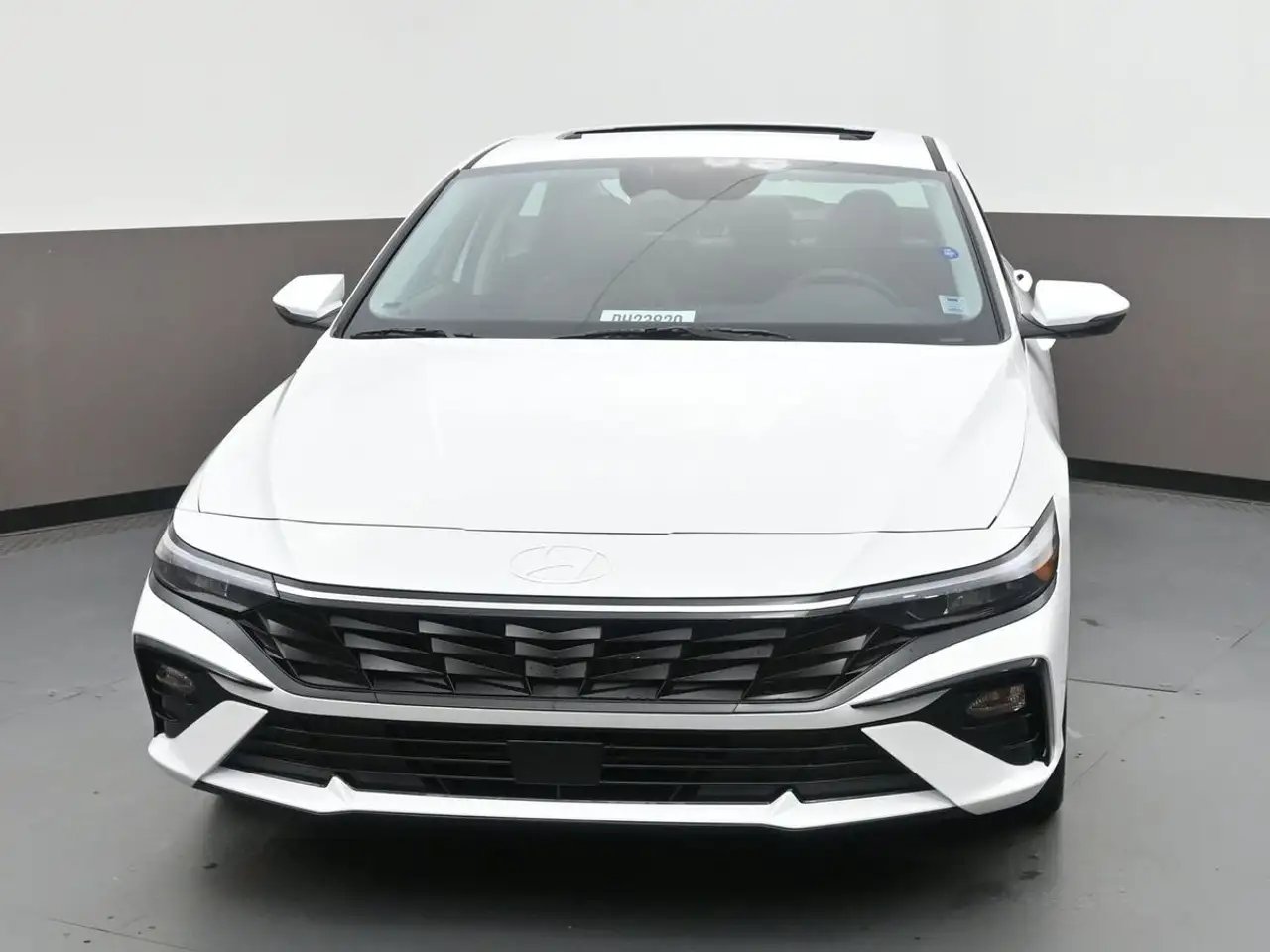Hyundai ELANTRA снимка Hyundai ELANTRA