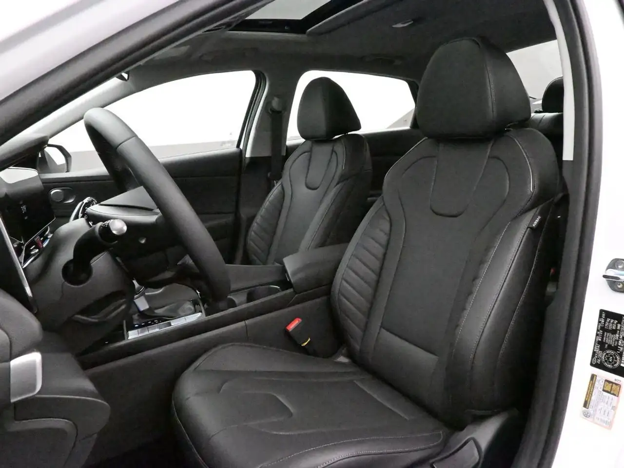Hyundai ELANTRA снимка Hyundai ELANTRA