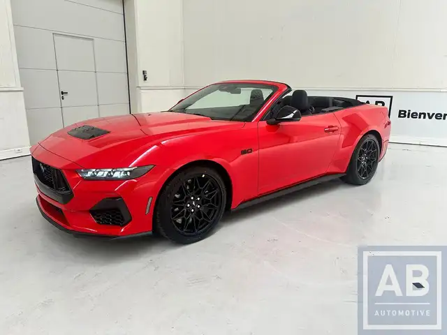 Ford Mustang * Mustang V8 / Cabrio / Automaat / Dark Pack *