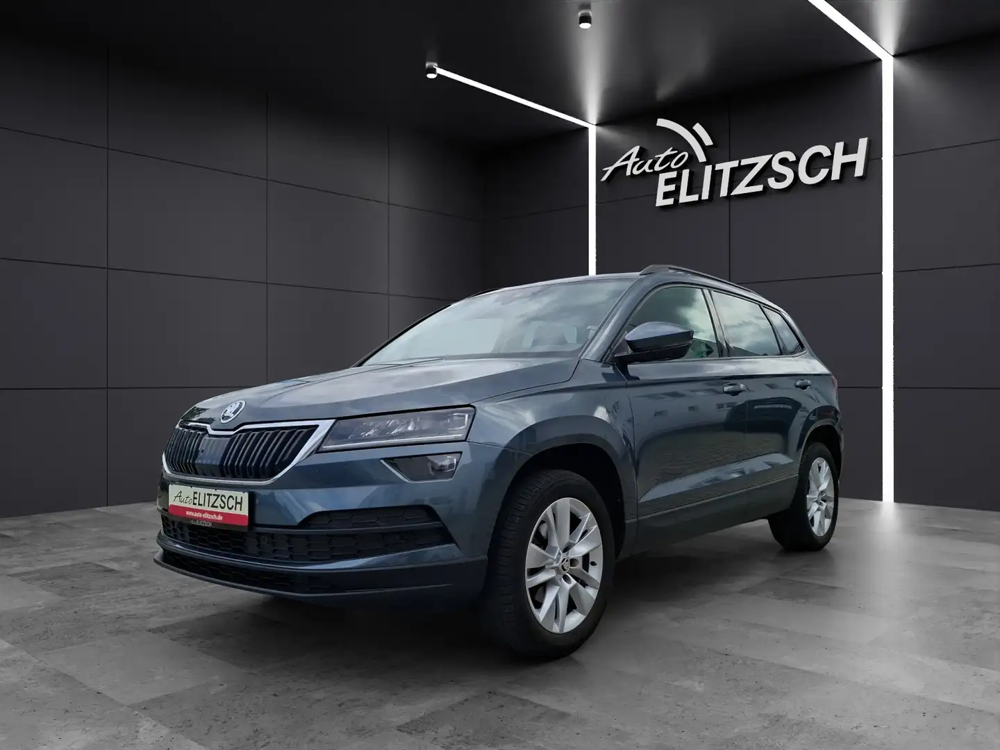 Skoda Karoq TSI Ambition LED Navi GRA PDC SH LM Grau - 2