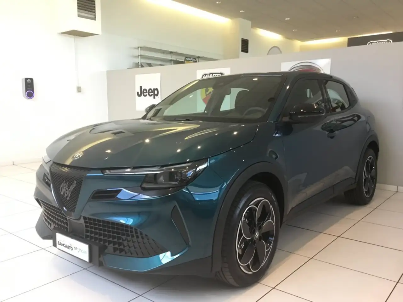 Alfa Romeo Junior 2025