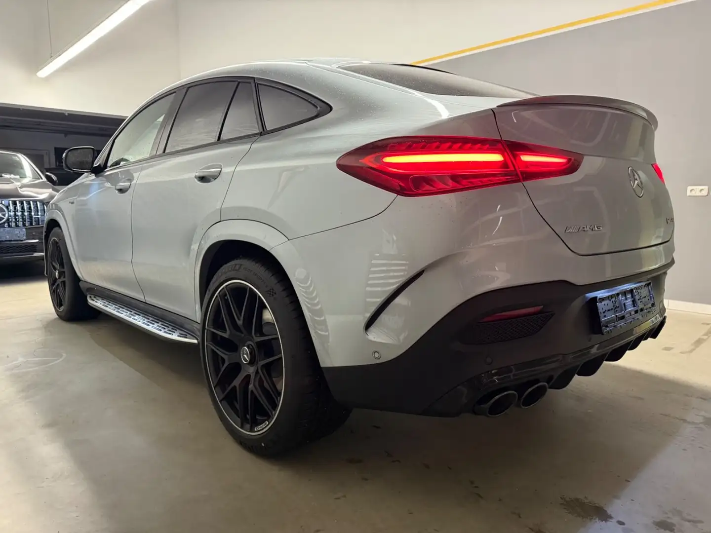 Mercedes-Benz GLE 53 AMG 4Matic+ Coupe*Massage*Premium Plus* Silber - 2