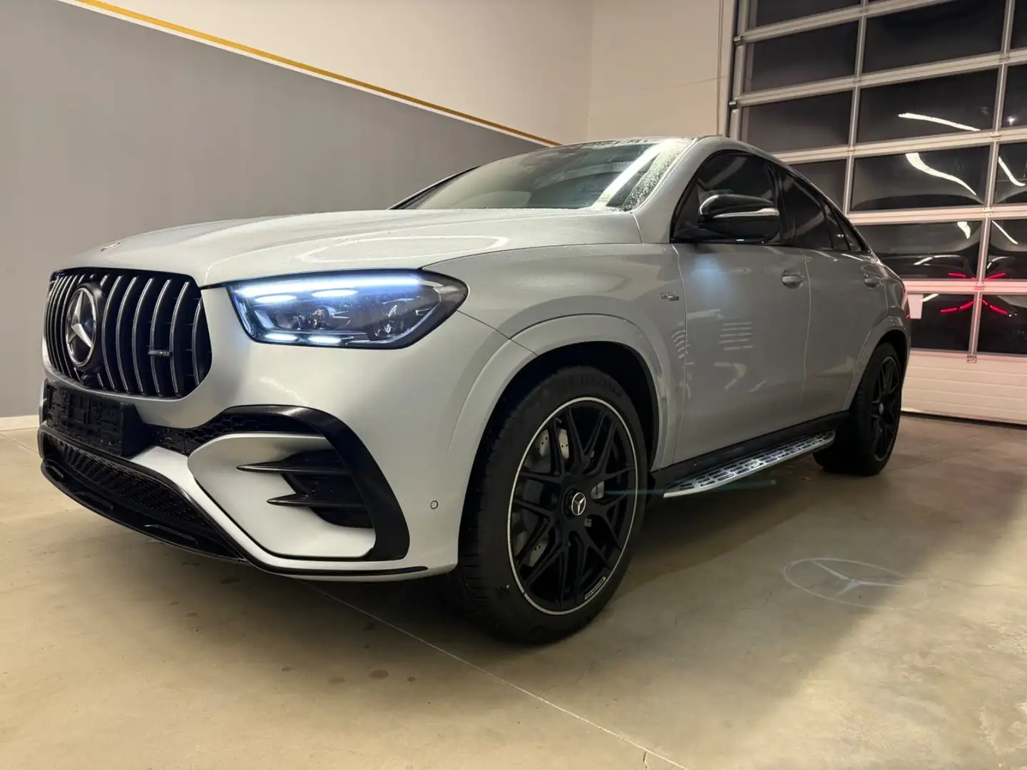 Mercedes-Benz GLE 53 AMG 4Matic+ Coupe*Massage*Premium Plus* Silber - 1