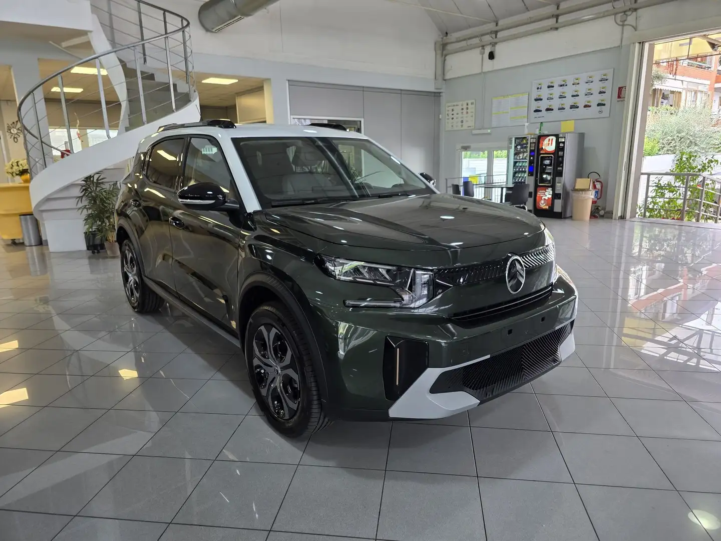 Citroen C3 Aircross C3 Aircross PureTech Turbo 100 Plus Verde - 1