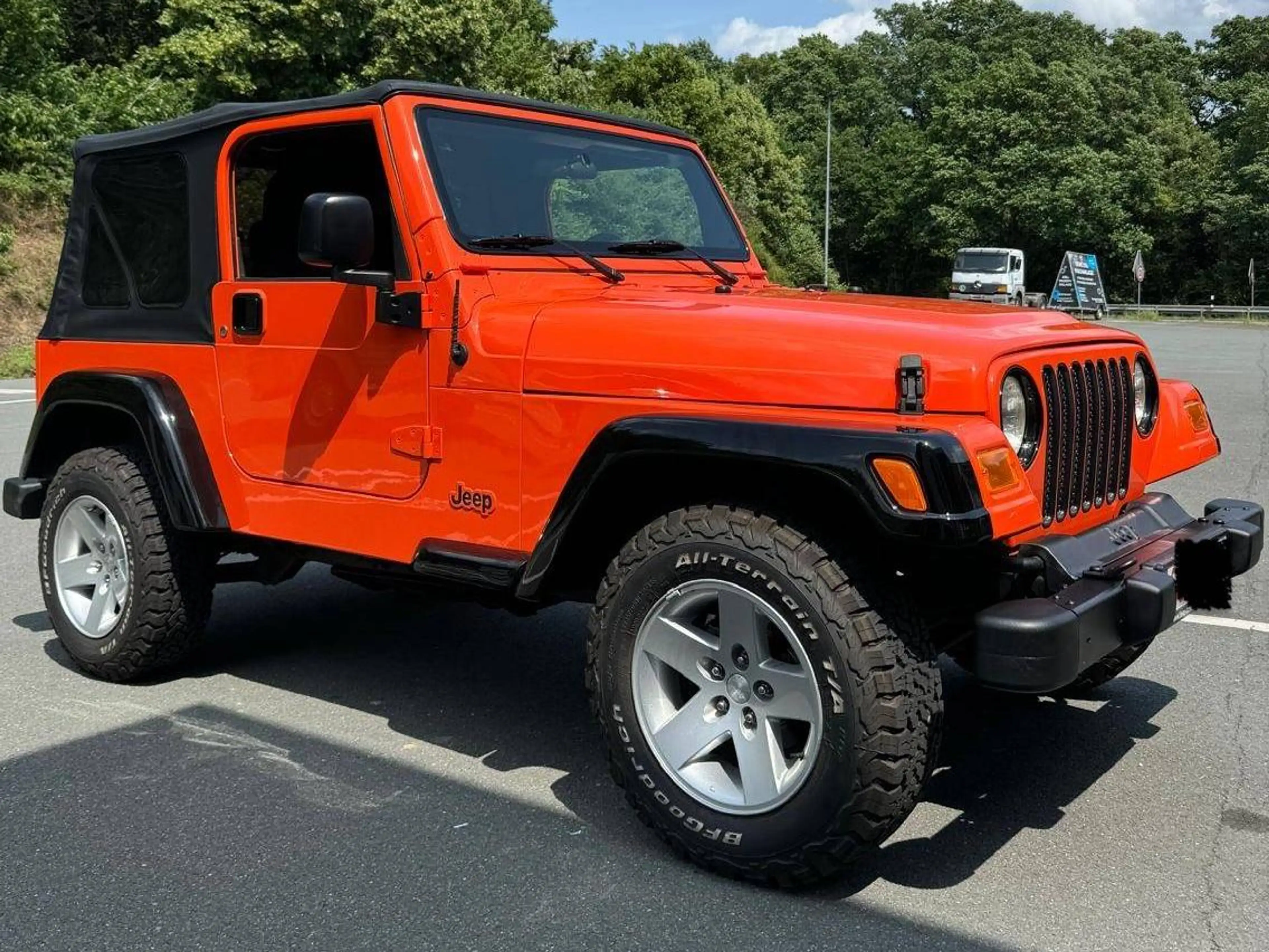 Jeep Wrangler TJ 4.0 Automatikgetriebe Klima NEU LACKIERT — photo 3