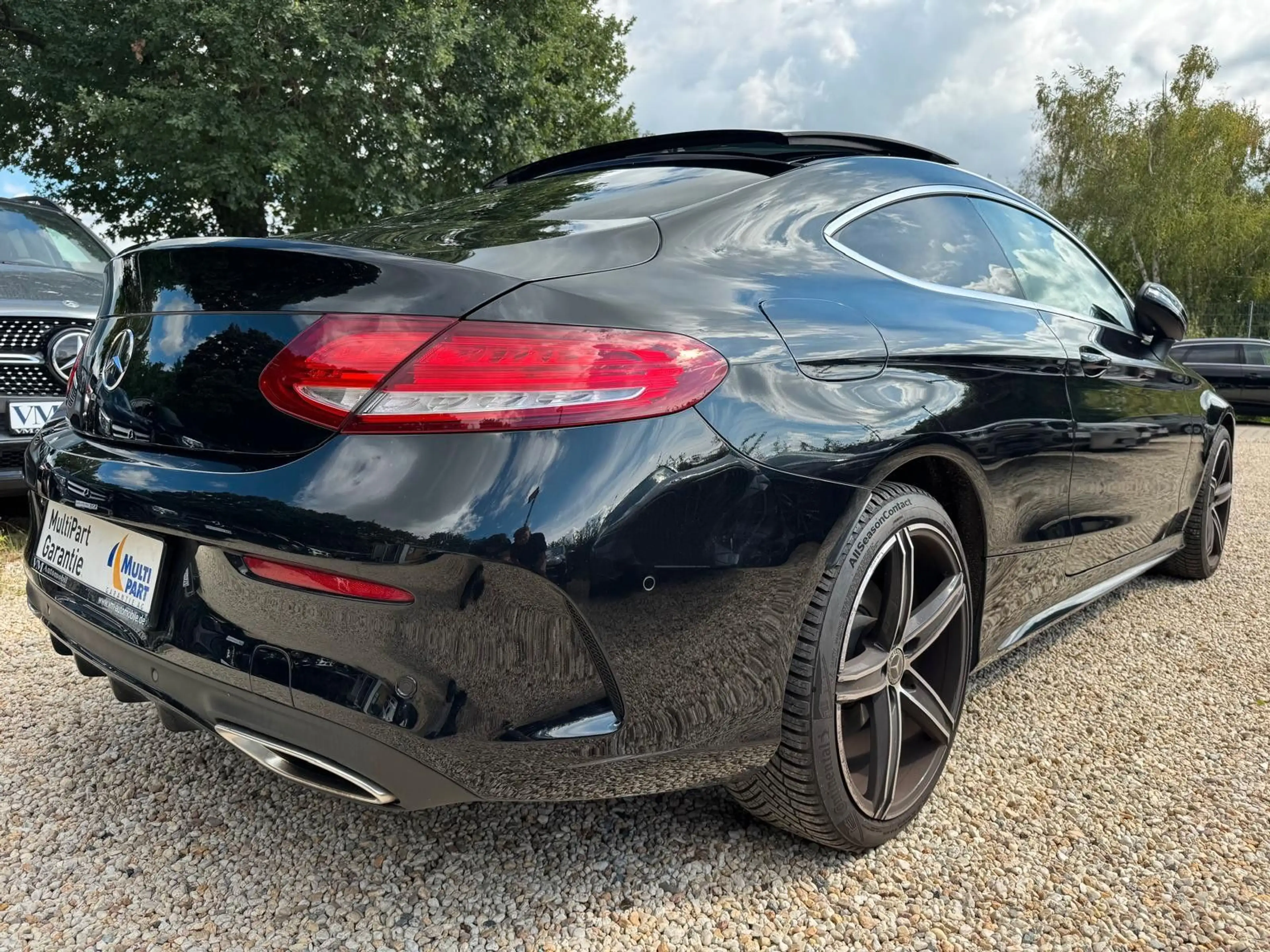 Mercedes-Benz C 180 AMG LINE Kamera*Navi*Tempomat*Pano — photo 5
