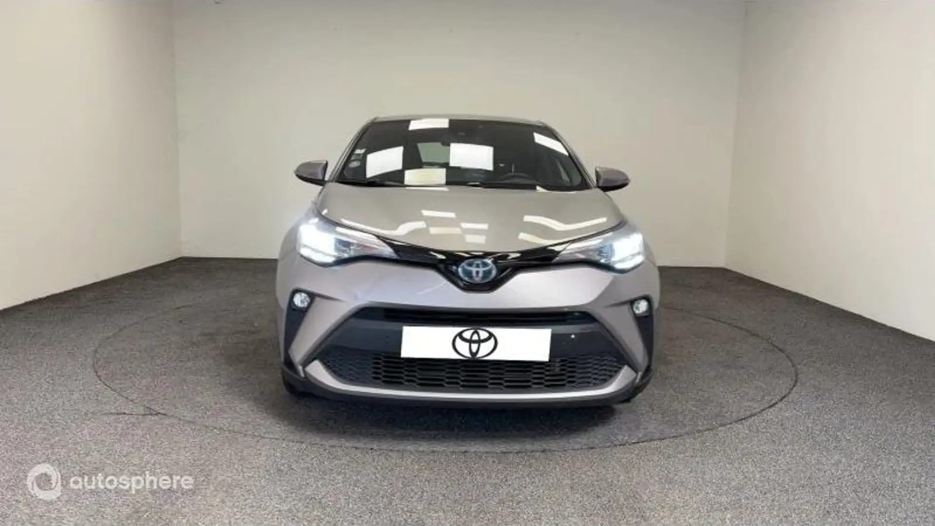 Toyota C-HR 122h Dynamic Business 2WD E-CVT + Stage Hybrid Aca - 2