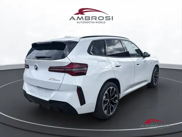 BMW X3 view 3