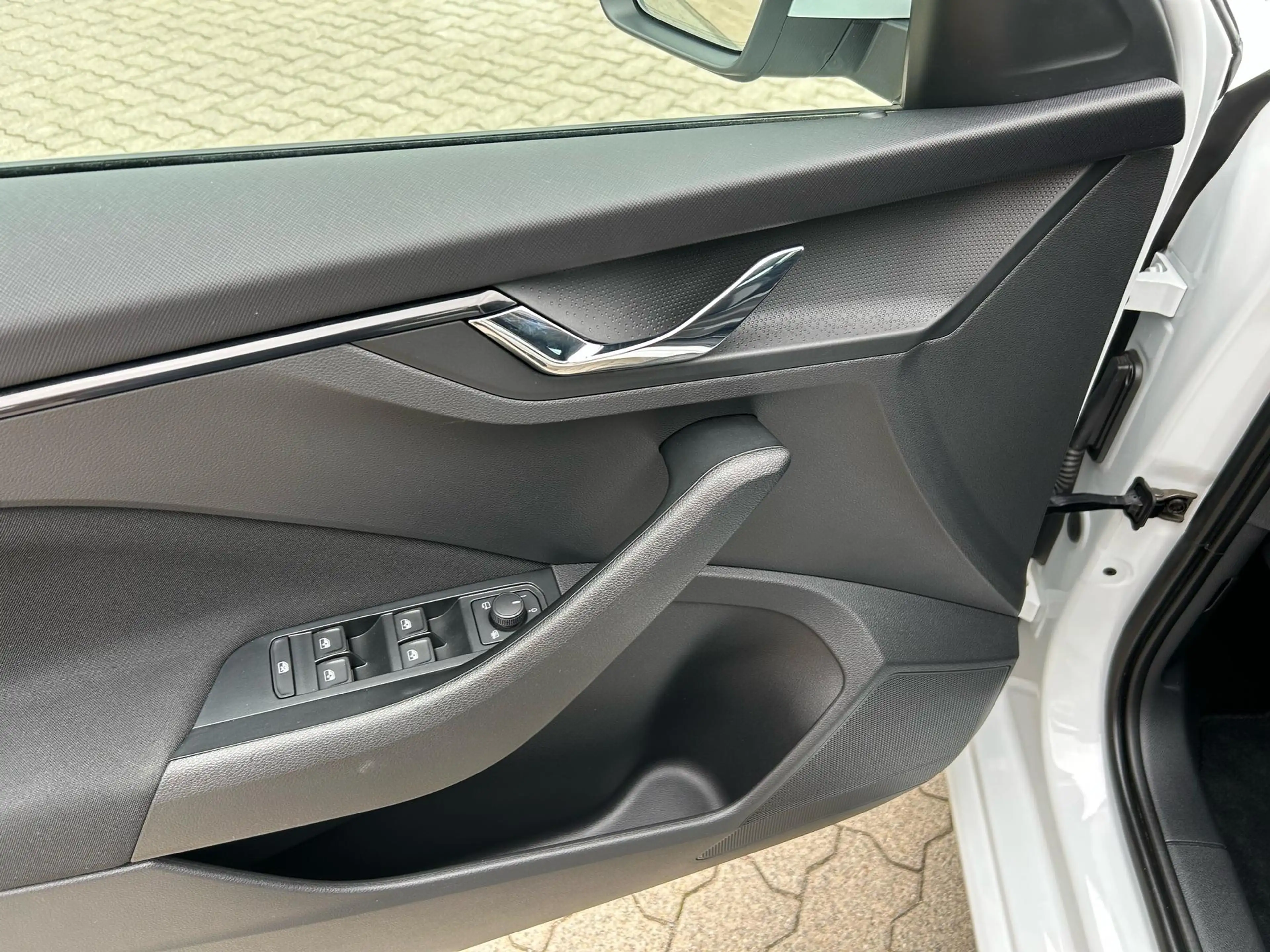 Skoda Scala Selection 1.0 TSI / 4 J. Garantie — photo 4