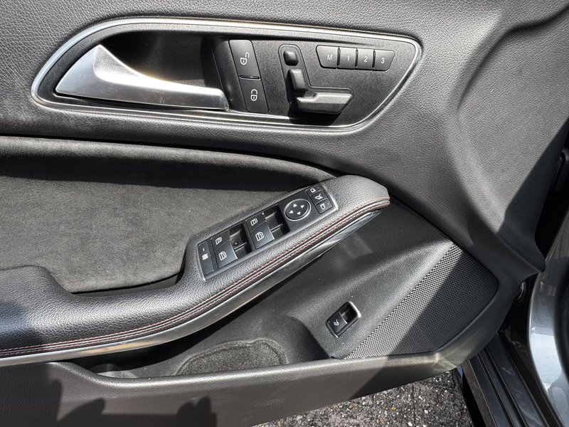 Mercedes-Benz CLA 45 AMG AMG 4MATIC CLA45 | AMG | 4MATIC | 7G-DCT | PERFORM — photo 9