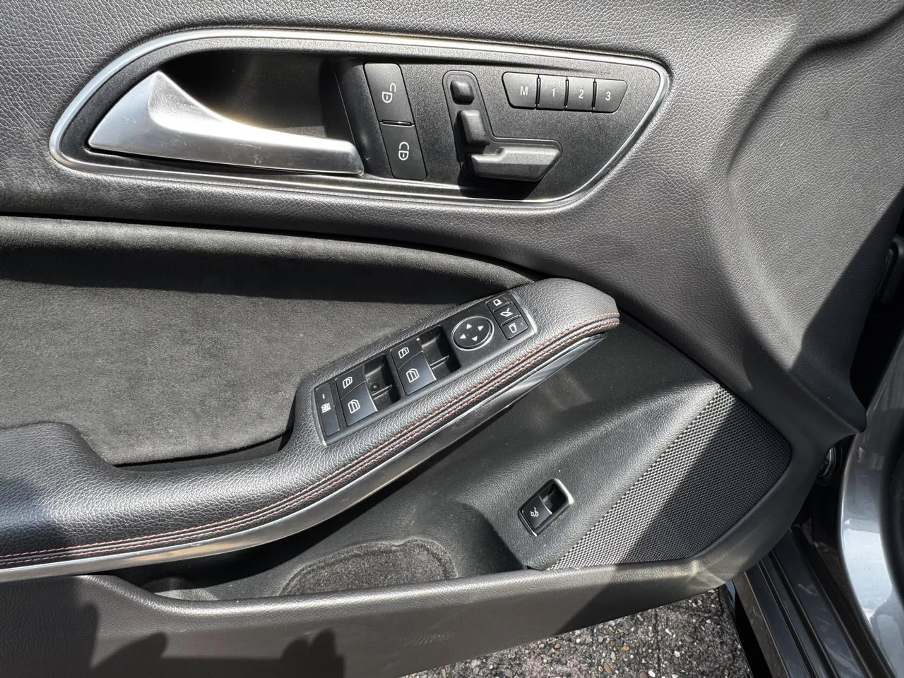 Mercedes-Benz CLA 45 AMG AMG 4MATIC CLA45 | AMG | 4MATIC | 7G-DCT | PERFORM — photo 9