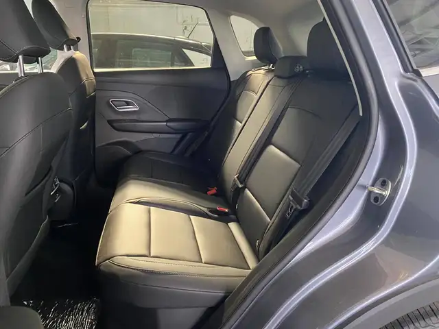 MG ZS view 8