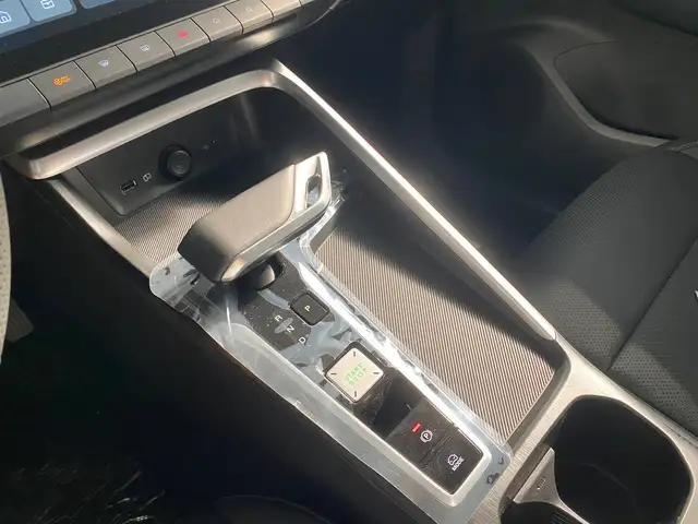 MG ZS view 15