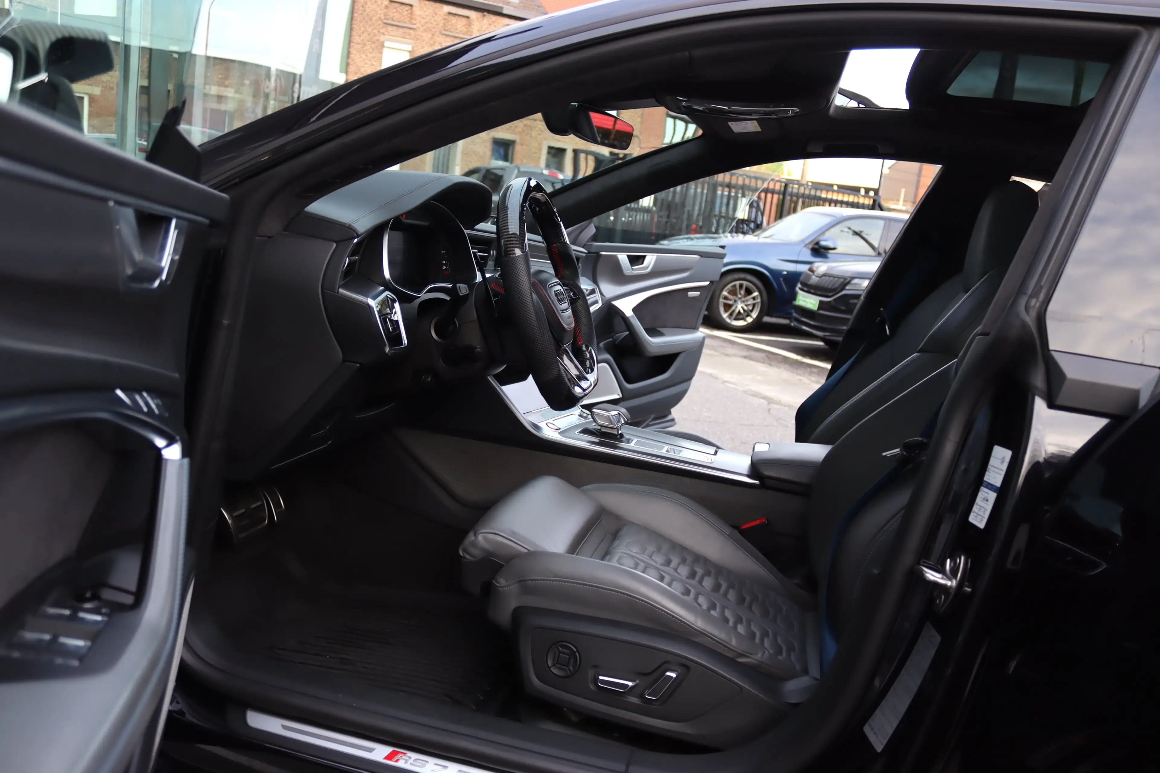 Audi RS7 600CV SHADOWLINE CERAMIC PANO B&O HEADUP FULL — photo 7