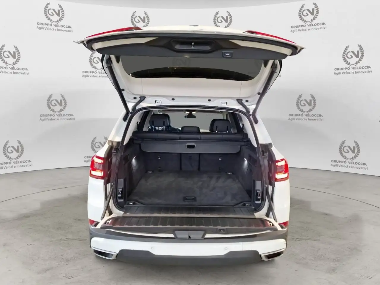 BMW X5 xDrive 25d Business autom. 11