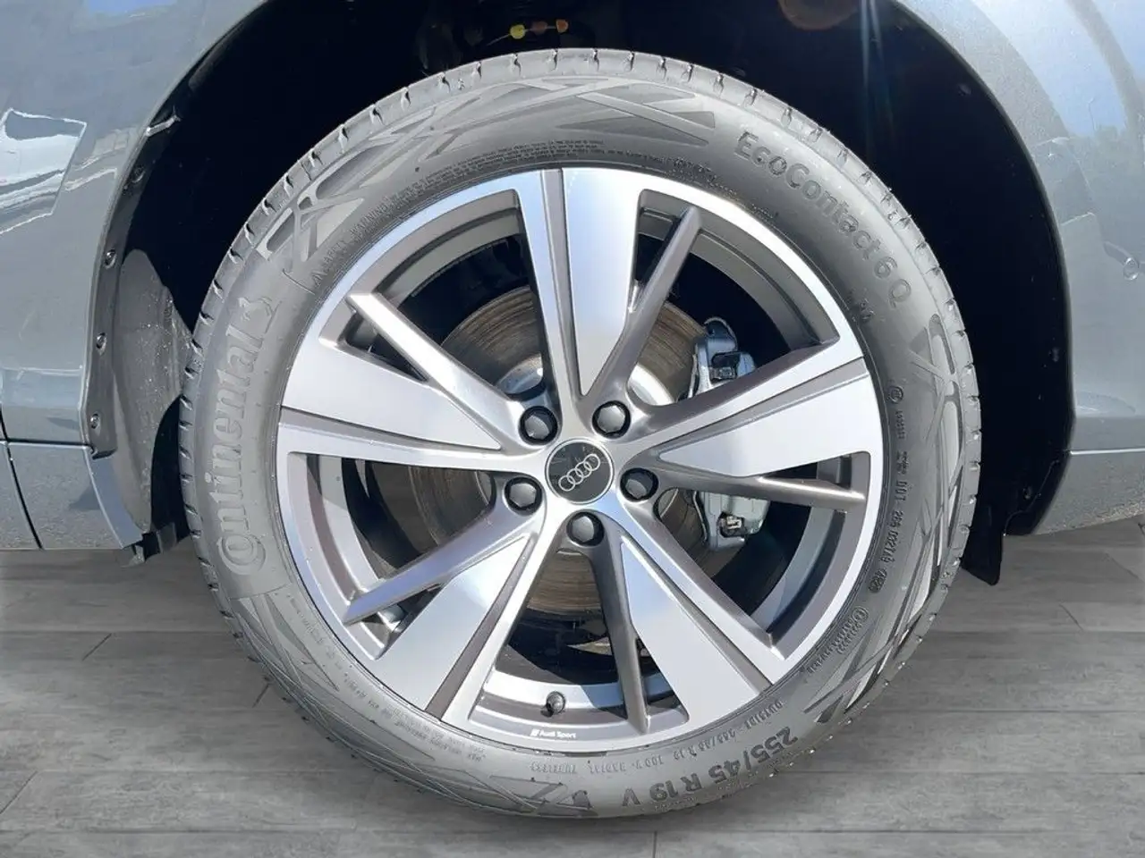 Audi Q3 e-hybrid AHK*MATRIX*PANO*TECH PLUS* 7