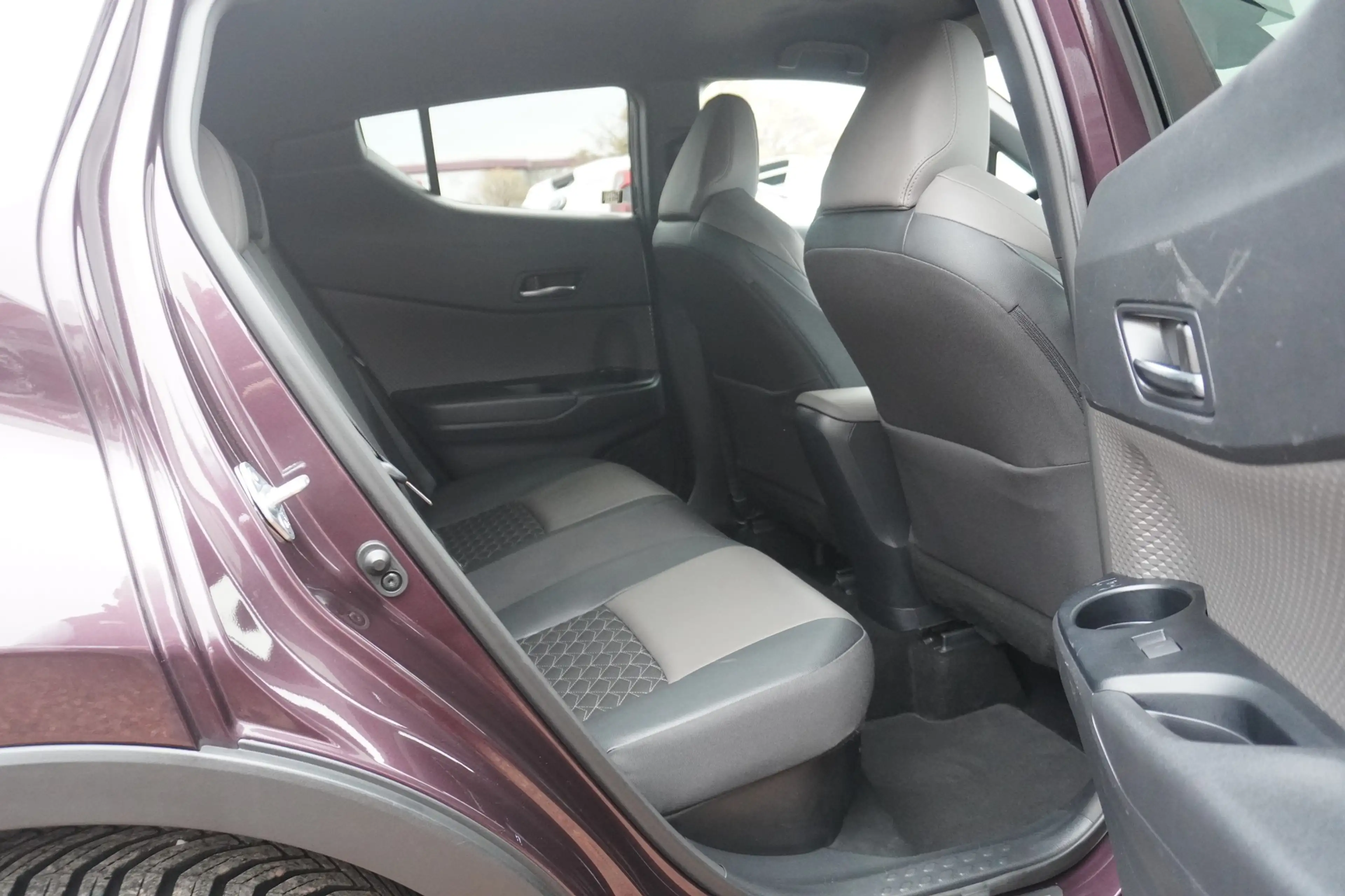 Toyota C-HR 1.8 Aut. Hybrid Lounge LED Navi ACC Kamera — photo 11