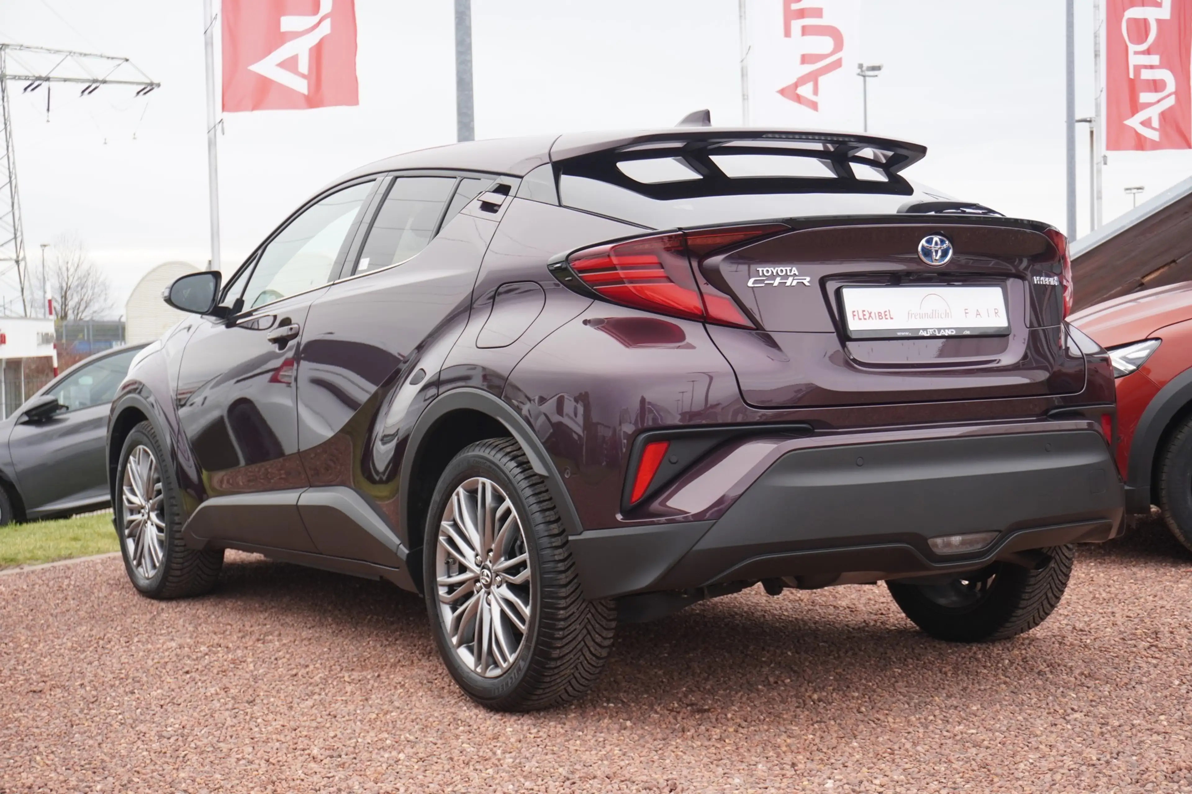 Toyota C-HR 1.8 Aut. Hybrid Lounge LED Navi ACC Kamera — photo 3