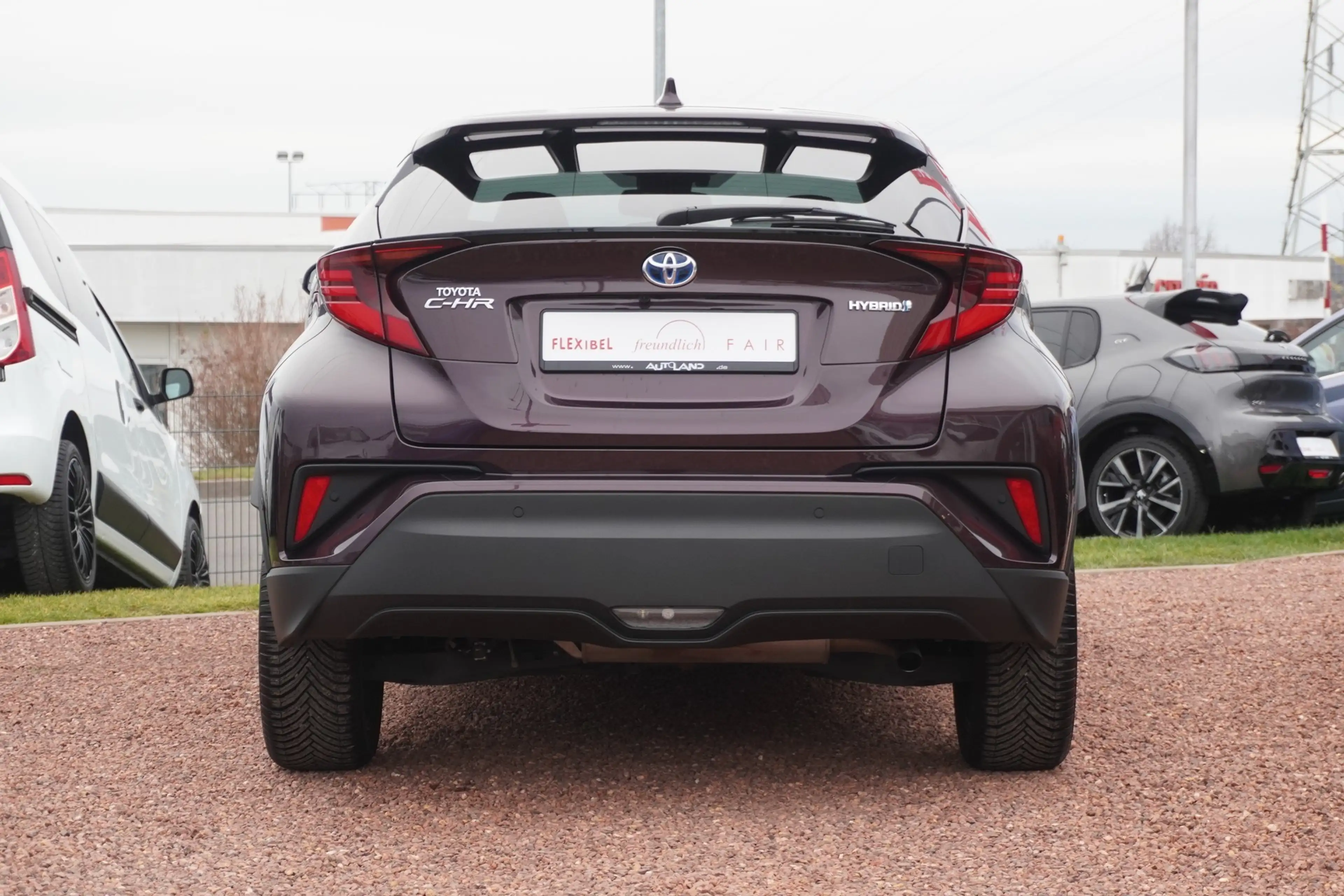 Toyota C-HR 1.8 Aut. Hybrid Lounge LED Navi ACC Kamera — photo 4
