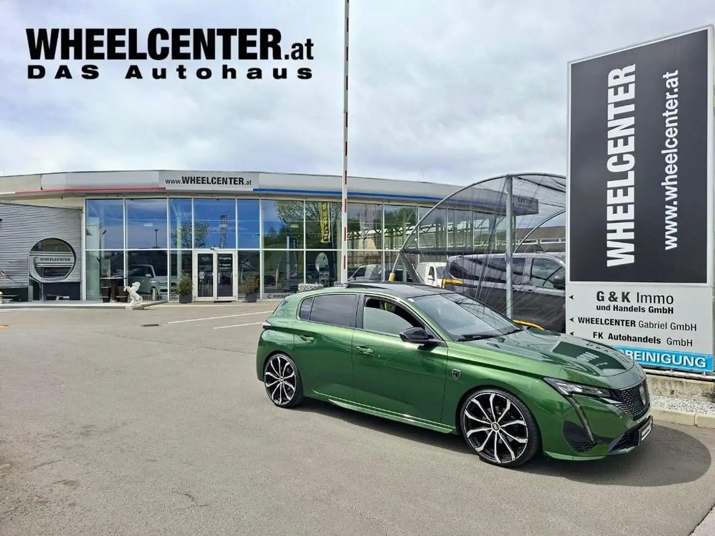 Peugeot 308 1.2 Hybrid 136 GT * 20" RÄDER * GLASDACH Grün - 1