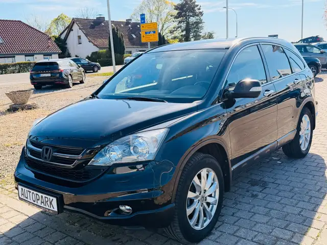Honda CR-V view 3