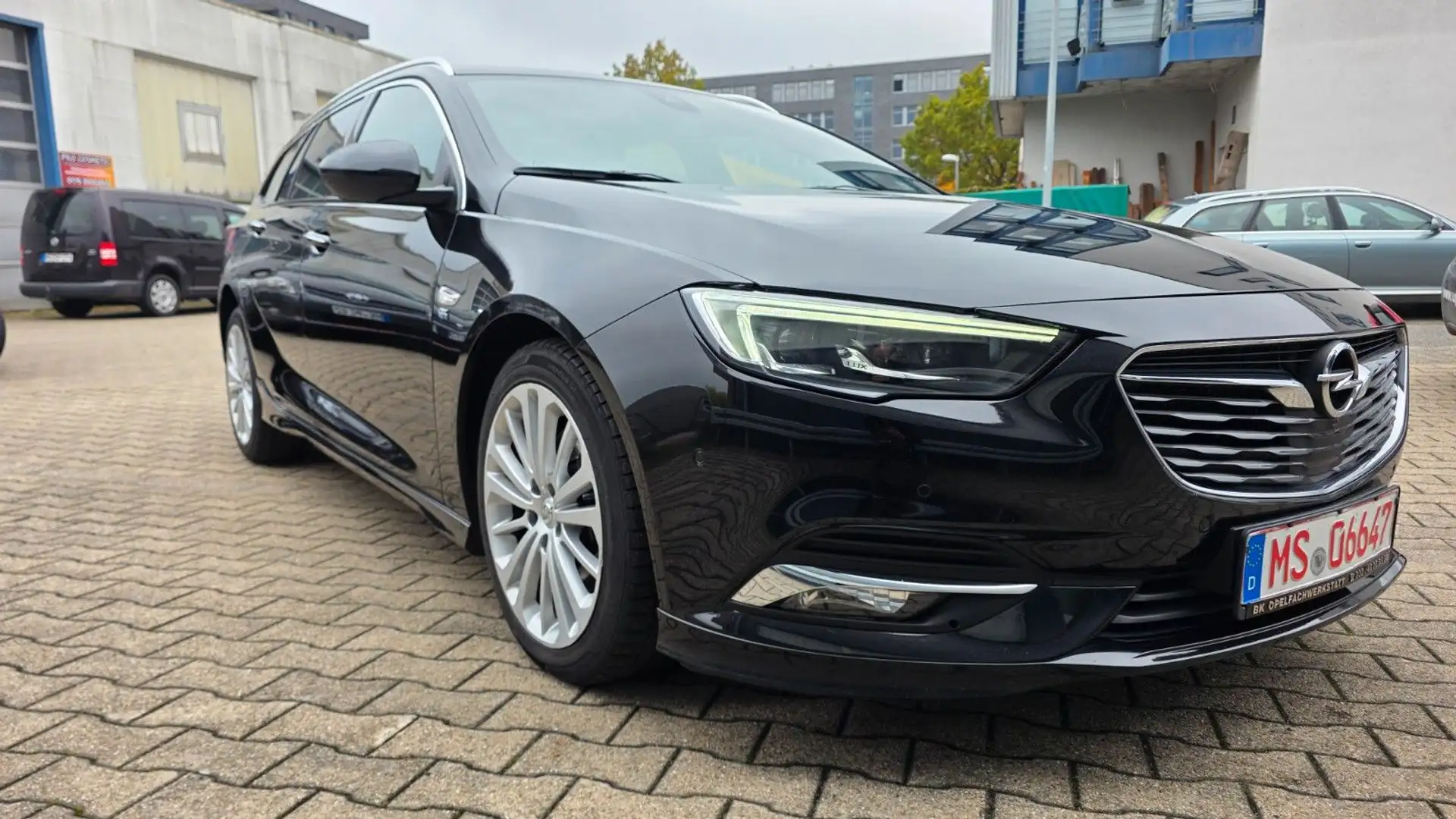 Opel Insignia ST 2.0 CDTI OPC-Line Inovation LED Schwarz - 2