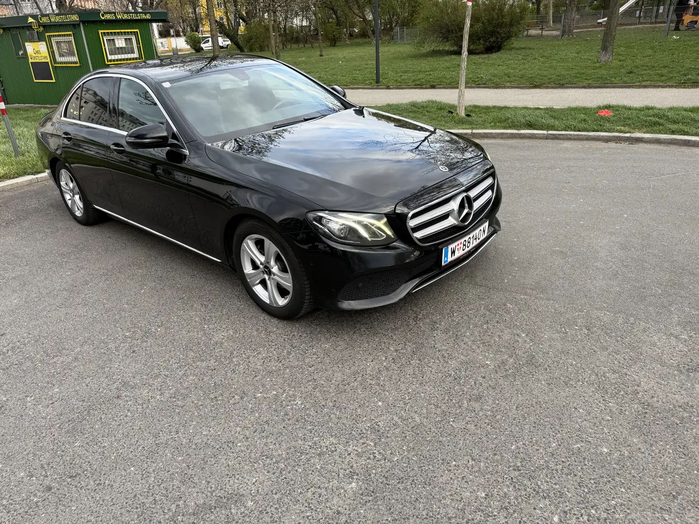 Mercedes-Benz E 200 d 9G Tronic - 2