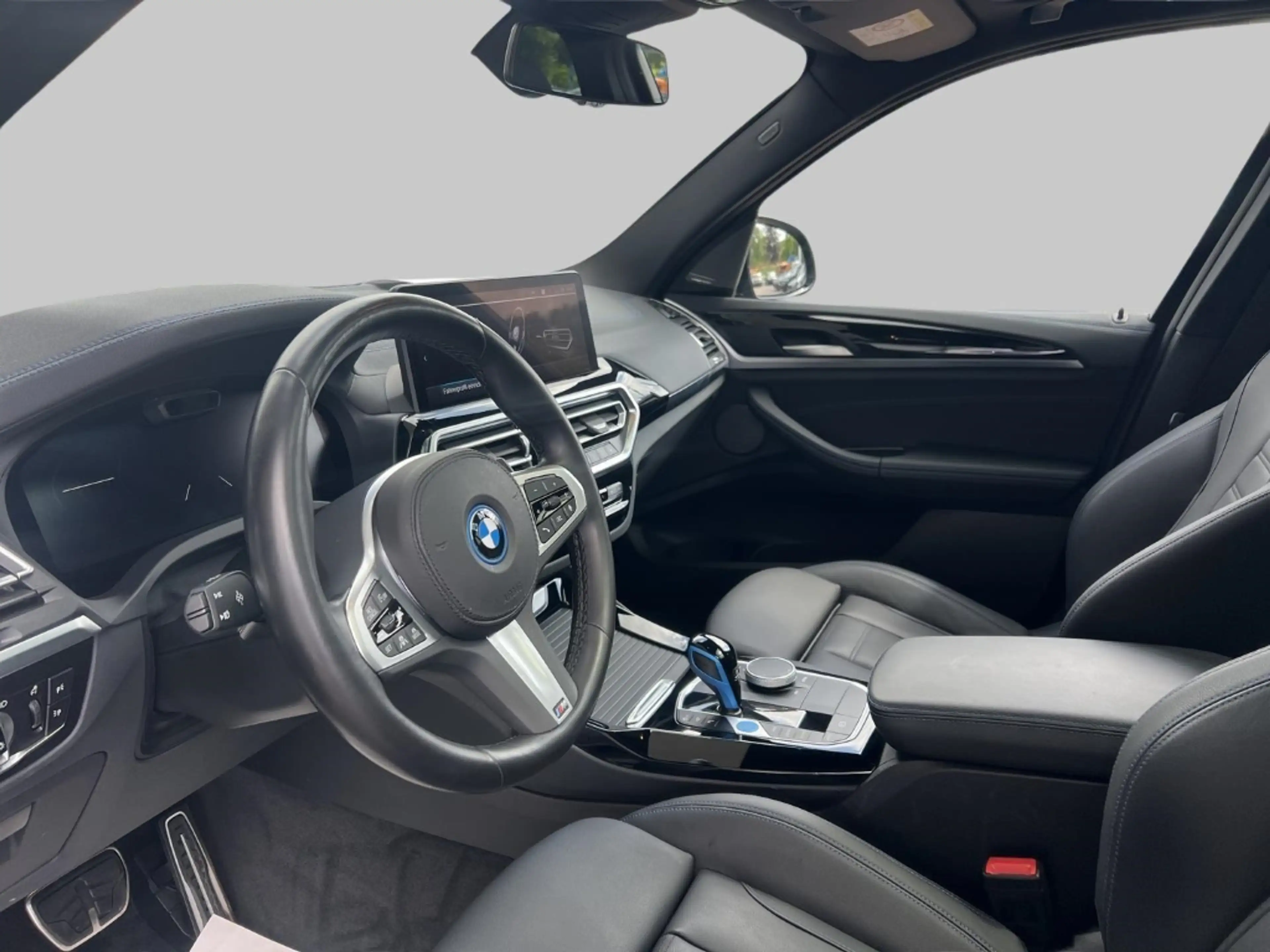 BMW iX3 M SPORT Sportpaket HUD AD El. Fondsitzverst. Navi — photo 7