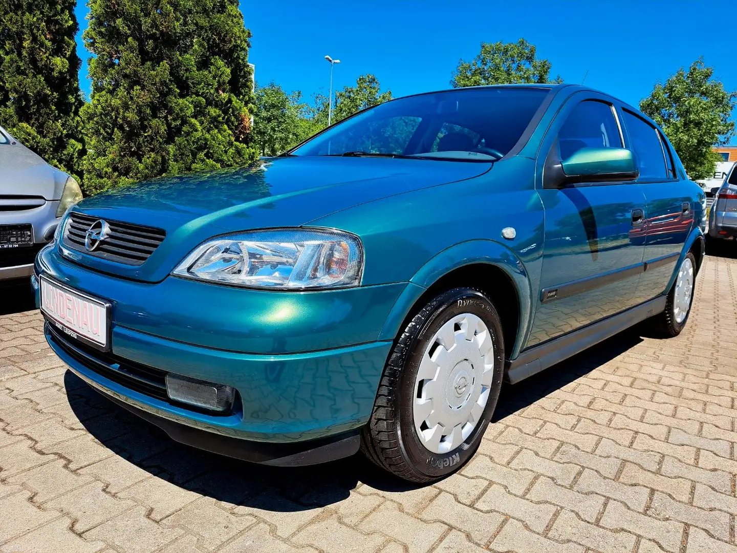 Opel Astra 1.2 16V Selection - aus Opa Heinz' Garage Vert - 1