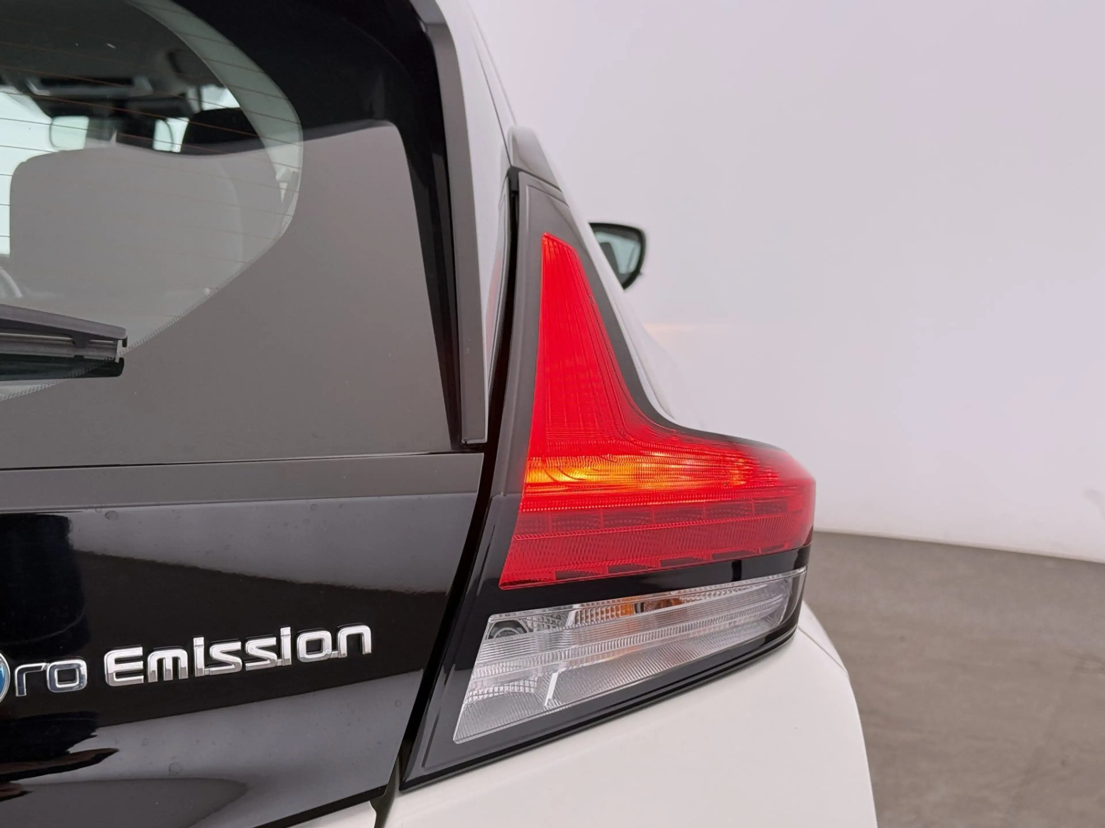 Nissan Leaf Visia 40kWh Aut ASSIST TEMPOMAT KLIMA — photo 12