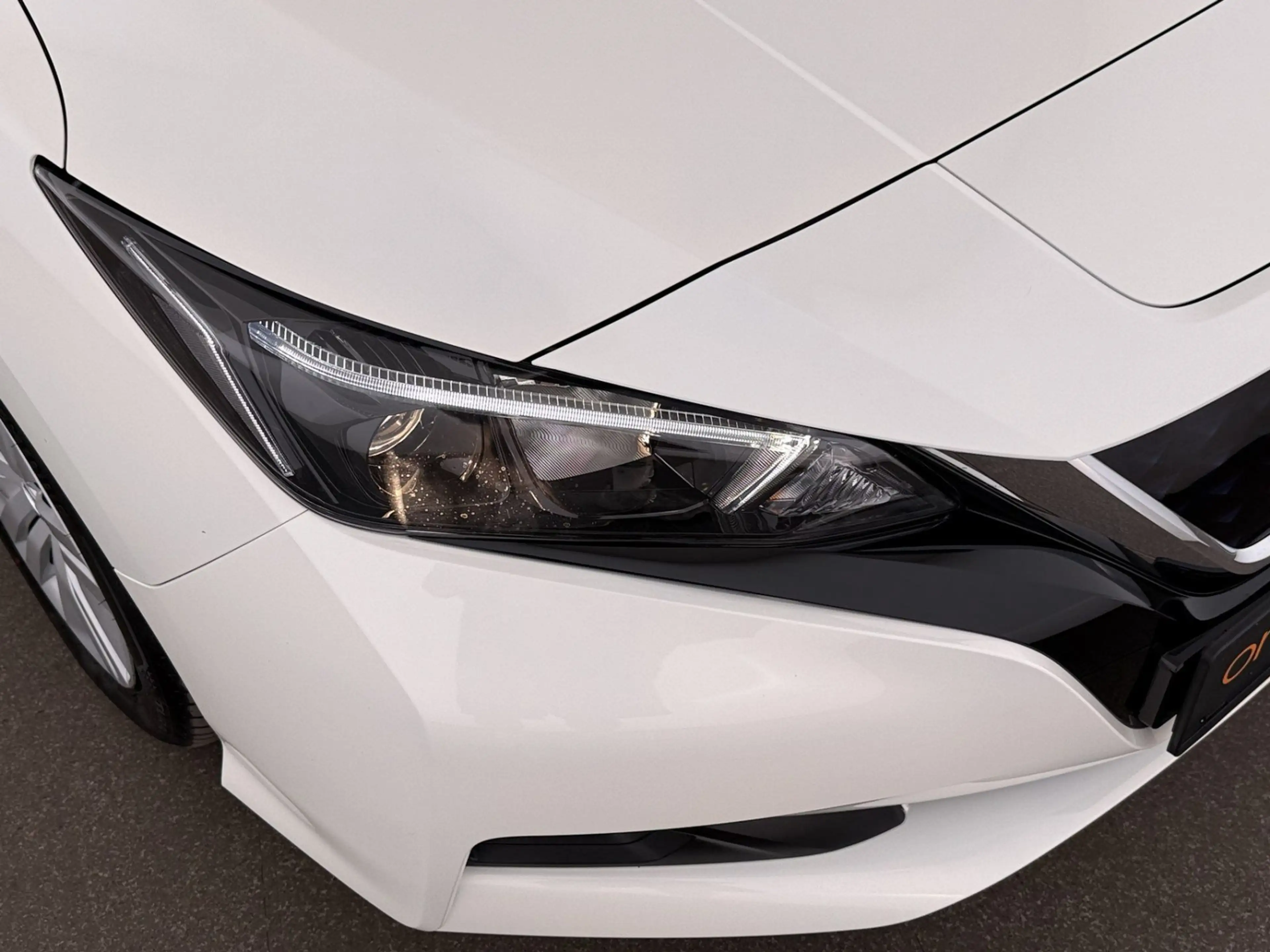 Nissan Leaf Visia 40kWh Aut ASSIST TEMPOMAT KLIMA — photo 13