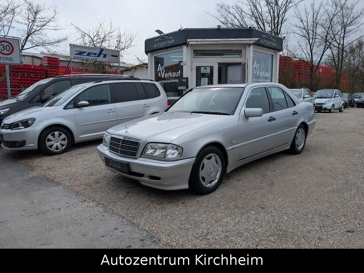 Mercedes-Benz C 180, foto 4