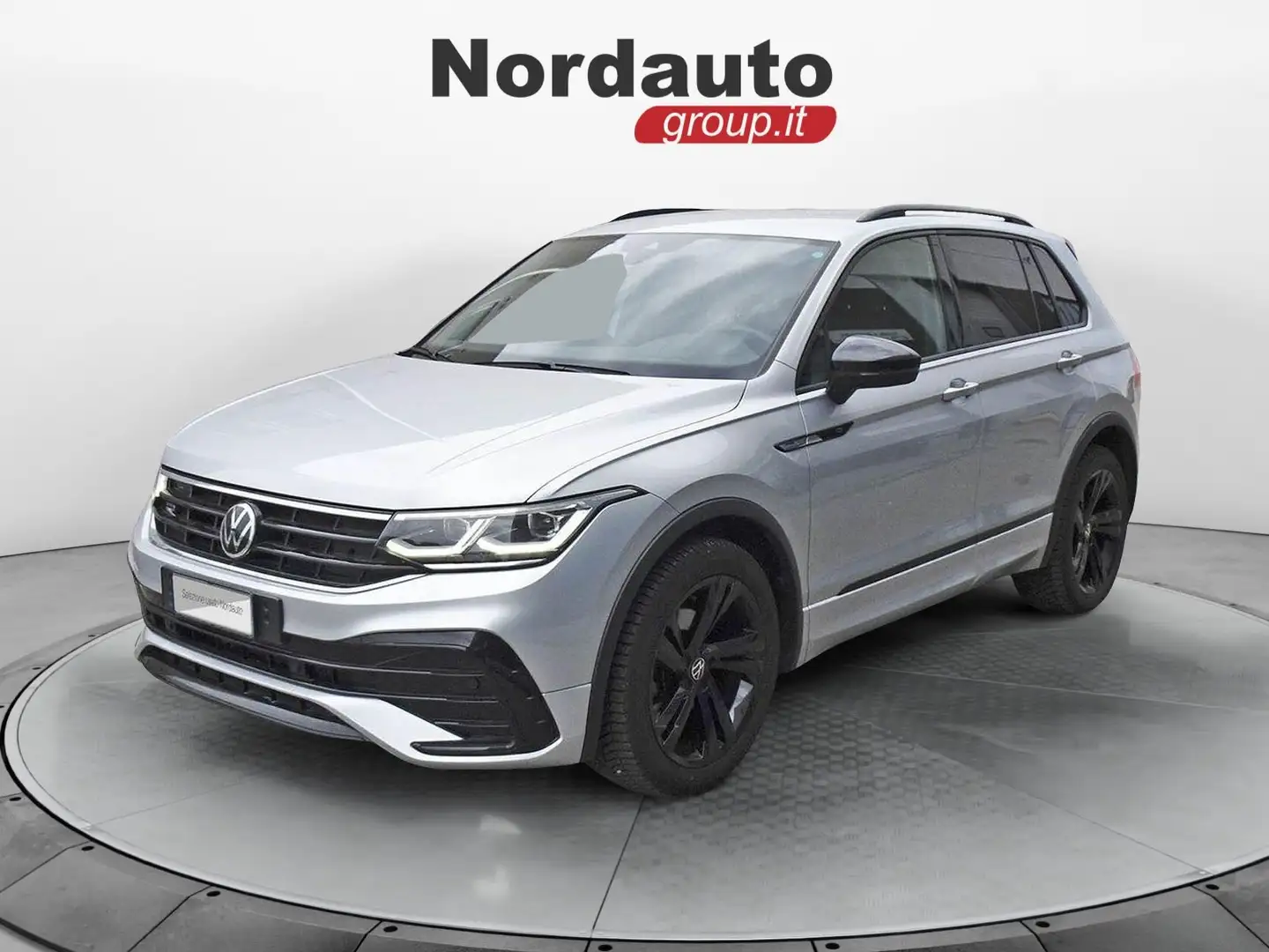 Volkswagen Tiguan Tiguan 1.5 TSI 150 CV DSG ACT R-Line Argento - 1