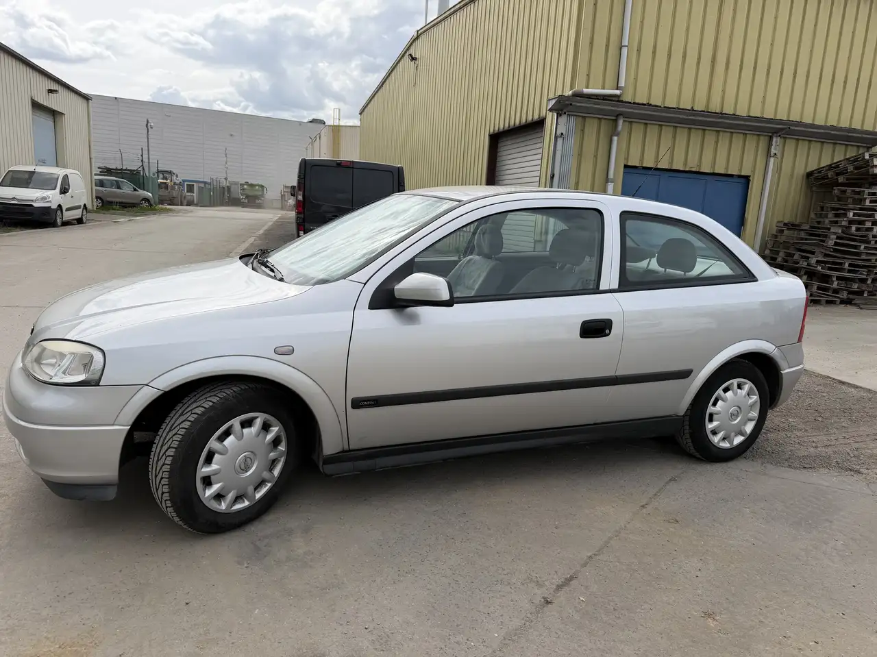 Opel Astra 1.2i XE 16v Comfort, foto 3