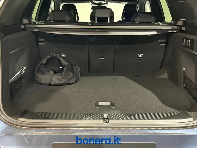 BMW X3 view 13