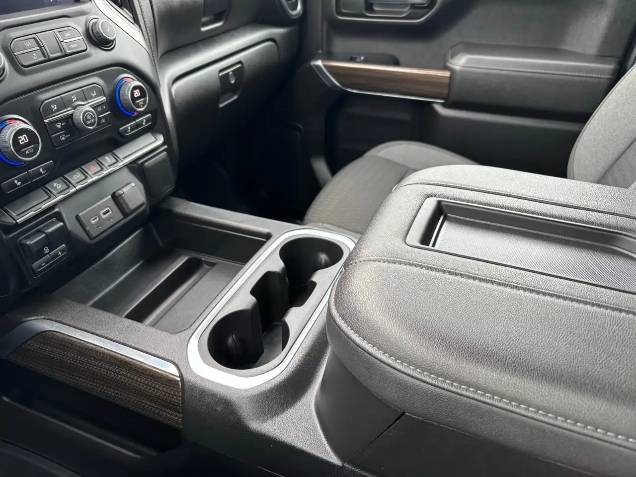 Chevrolet Silverado 1500 fotografie Chevrolet Silverado 1500