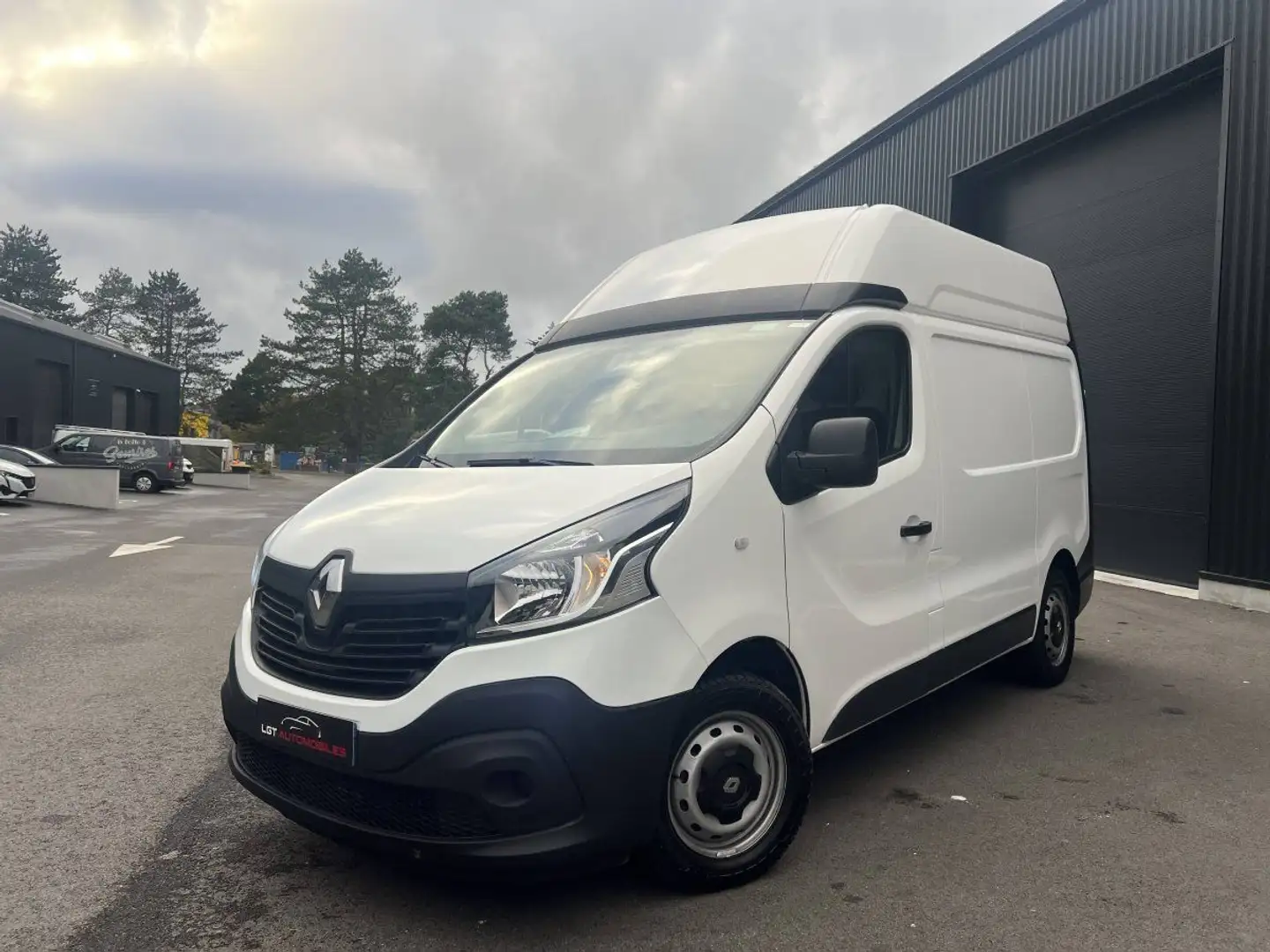 Renault Trafic L1 H2 125 boite 6 DCI Jaune - 1