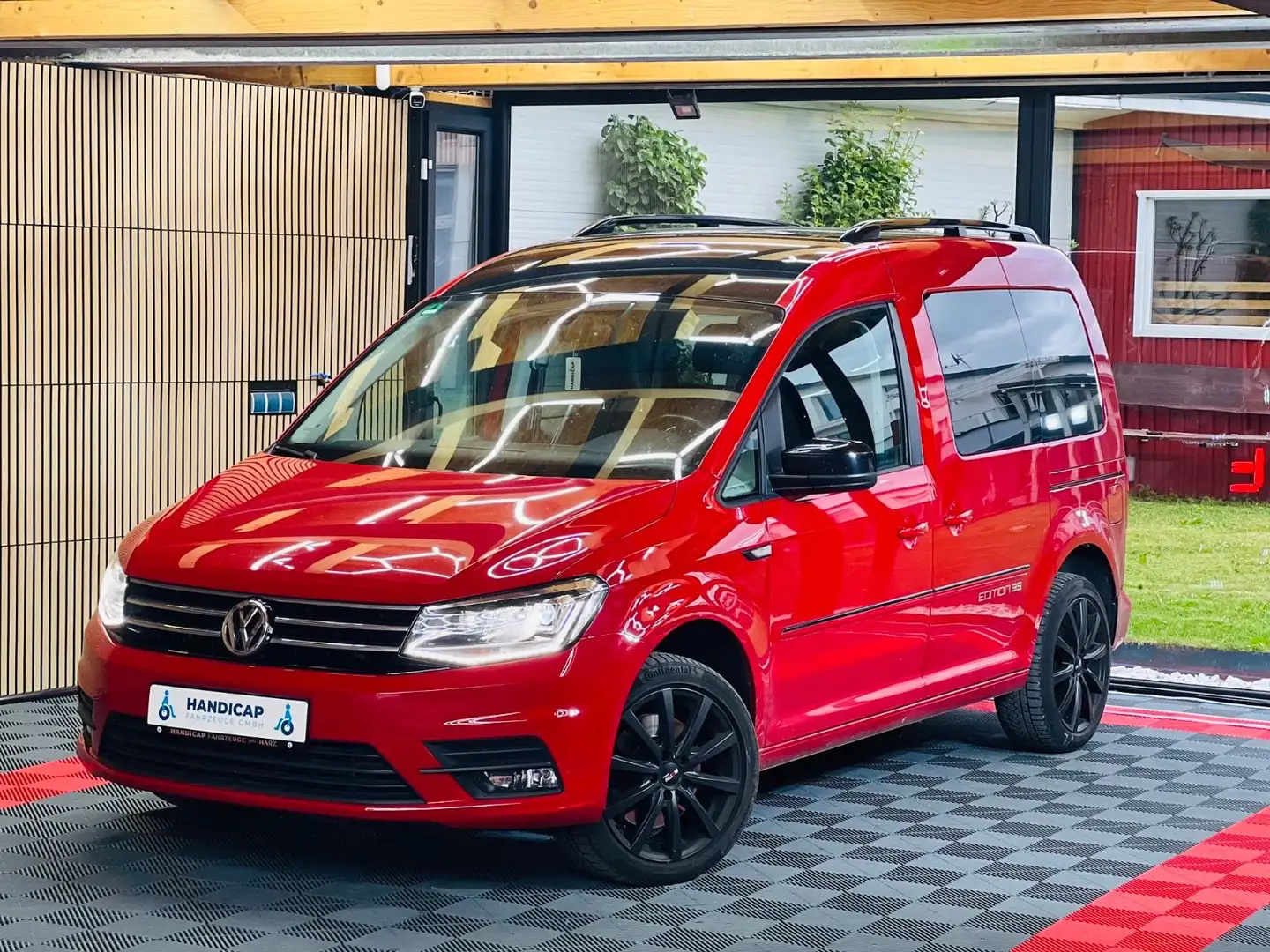 Volkswagen Caddy DSG Edition 35 Behindertengerecht-Rampe Rojo - 1