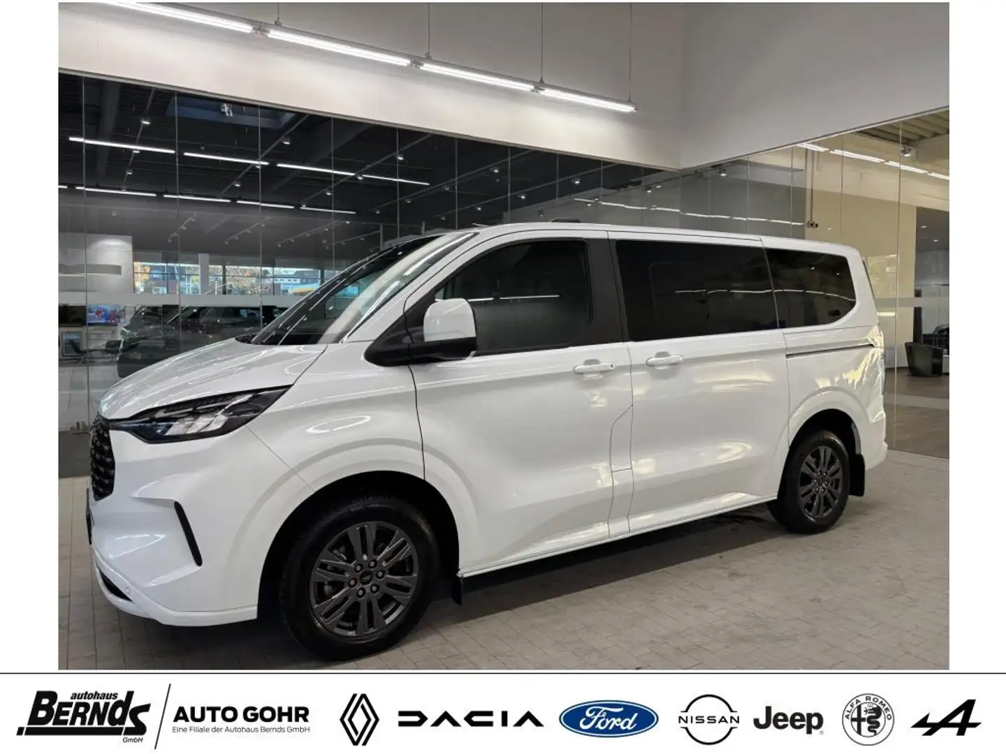 Ford Tourneo Custom 320 L1H1 VA Titanium 9-Sitzer SITZHZG KLIMA NAVI Blanc - 1
