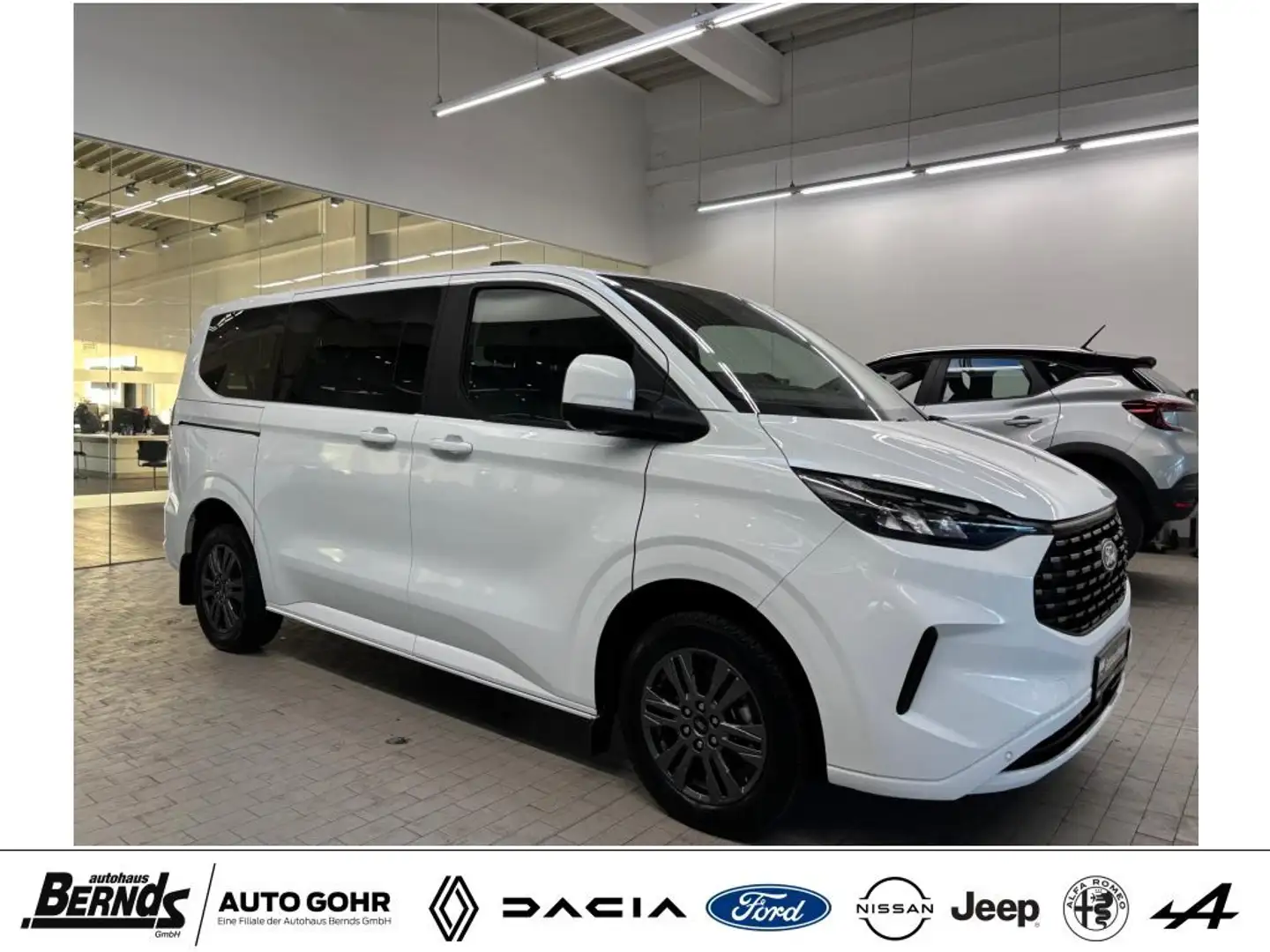 Ford Tourneo Custom 320 L1H1 VA Titanium 9-Sitzer SITZHZG KLIMA NAVI Blanc - 2