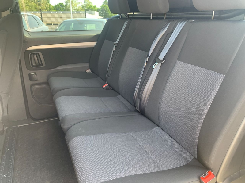 Citroen Jumpy 2.0 BlueHDi Automaat 5 plaatsen — photo 15