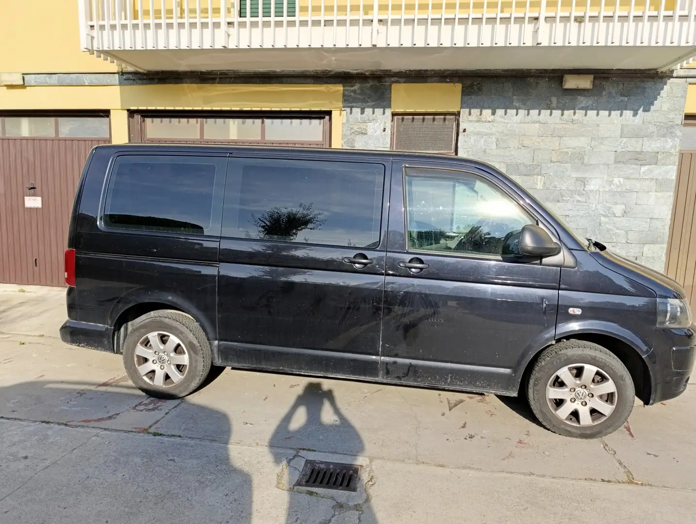 Volkswagen T5 Multivan 2.0 tdi Startline 140cv - 2