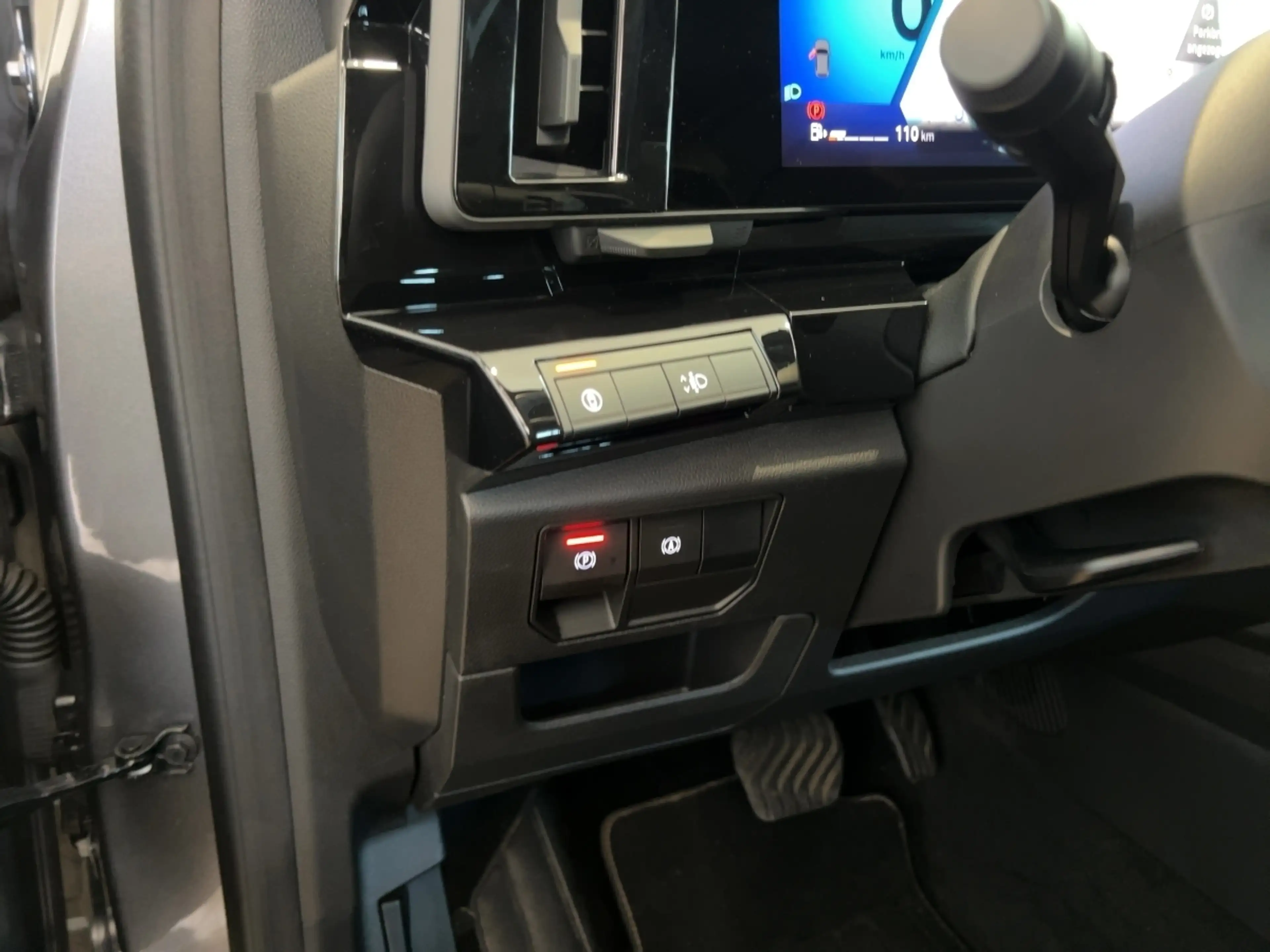 Renault Austral Evolution Mild Hybrid 160 Automatik SHZ BT — photo 13