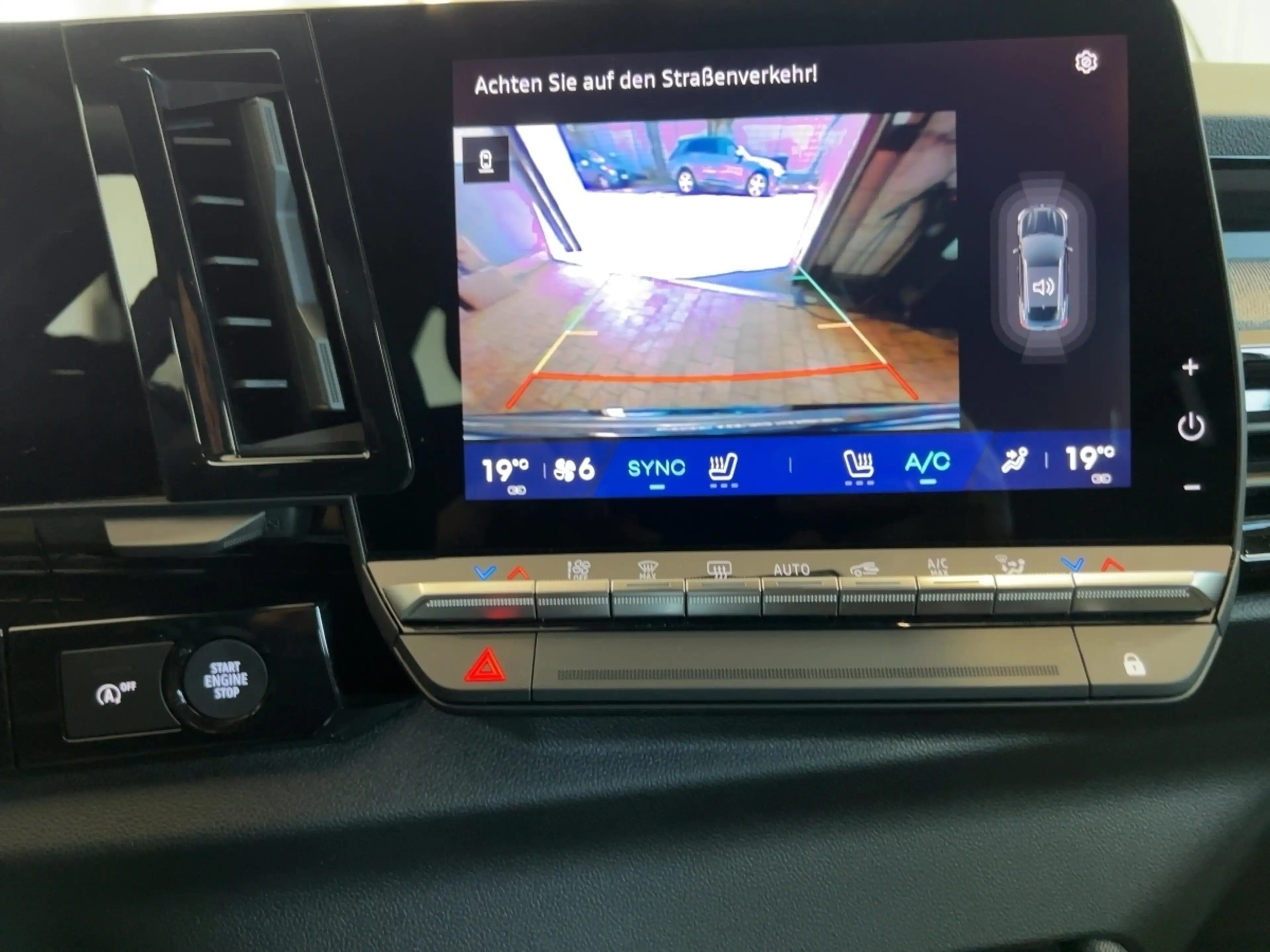 Renault Austral Evolution Mild Hybrid 160 Automatik SHZ BT — photo 12