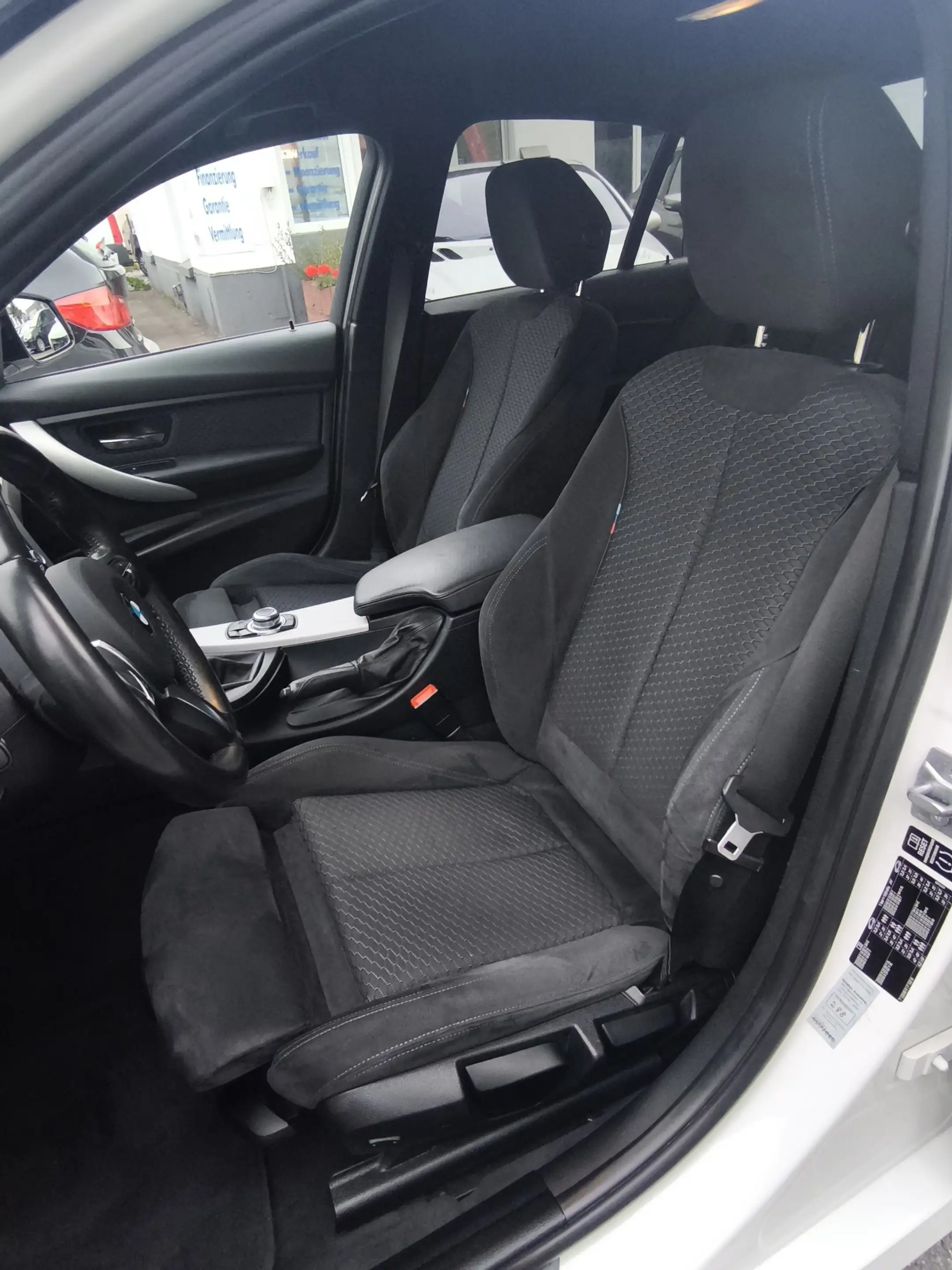 BMW 316 316 i M Sport Paket Alcantara Navi Xenon Klima — photo 9