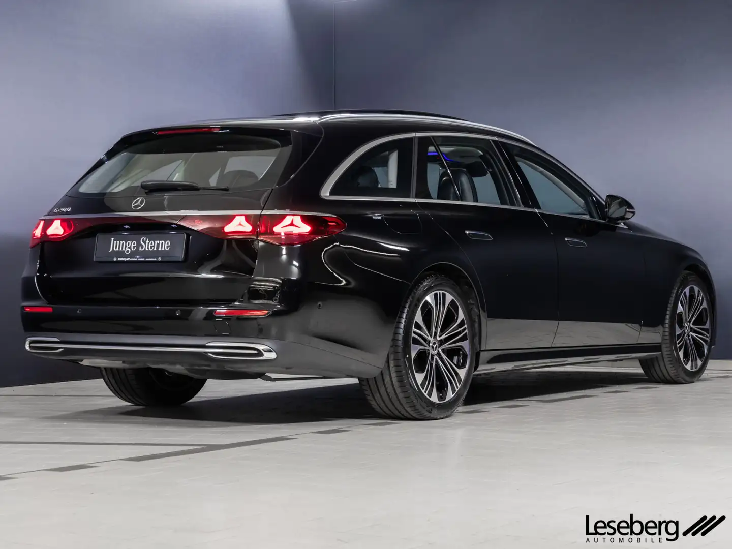 Mercedes-Benz E 200 E 200 T Avantgarde LED/Pano/Distronic/Kamera/DAB Schwarz - 2