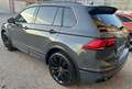 Volkswagen Tiguan 2.0 tdi R-Line 4motion 150cv DSG BLACK PACK Gris - thumbnail 3