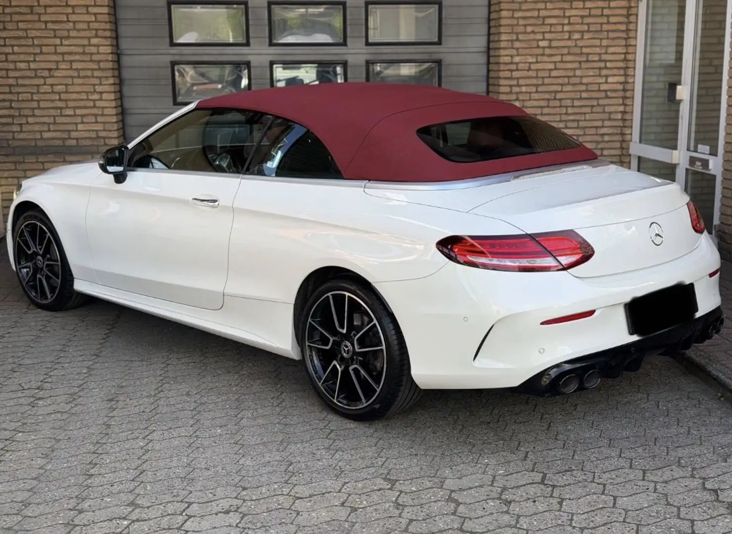 Mercedes-Benz C 300 Cabrio Aut. Vollausstattung AMG-Line - 1